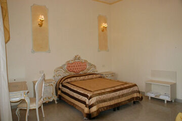 Imperial 3*